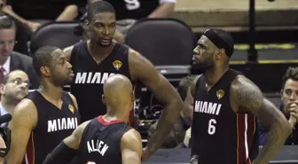 Chris Bosh, Miami Heat'ten Ayrılacağını Bildirdi