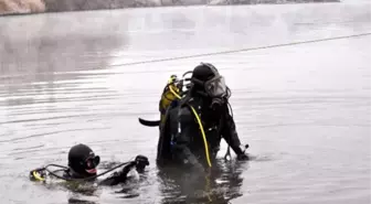 Kızılırmak'ta Kaybolan Öğrenciyi Arama Çalışmaları