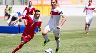 Bekaroğlu: İngiltere'de Oynayabilirsem Mutlu Olurum