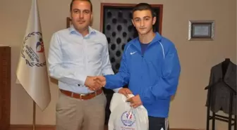 Edirne Gençlik Hizmetleri ve Spor İl Müdürü Ocak: 'Kara'nın Başarısı Umarım, Ata Sporu Yapmak...