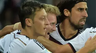 Mesut Turu Almanya'ya Getirdi: 2-1