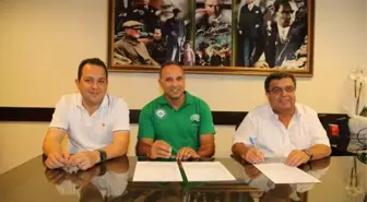 Nilüfer Belediyespor'da İki İmza Birden