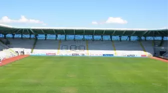 Kazım Karabekir Stadı Yeni Sezona Hazırlanıyor