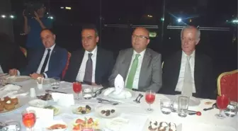 Afyonkarahisar'da Halk Bankası Çalışanları İftarda Bir Araya Geldi