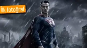 Batman Vs. Superman Filmindeki Superman Görücüye Çıktı