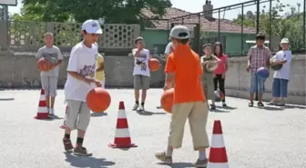 Gölpazarı Belediyesinden Yaz Futbol Okulu