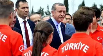 Başbakan'dan Futbolcuya Dövme Tepkisi