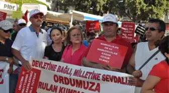 Foça'da 'Sessiz Çığlık' Eylemi