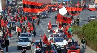 Arnavutlar, Makedonya Genelinde Protesto Düzenledi