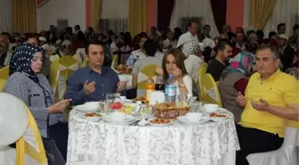 Belediye Başkanı Yukarısoku Mahallesinde Oruç Açtı