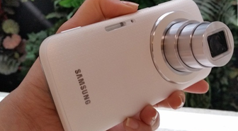 Galaxy K Zoom Detaylı Testte!