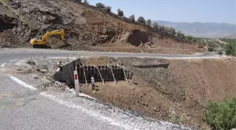 İki Yıl Önce Çöken Yol Yapılıyor