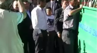 Milli Savunma Bakanı Yılmaz, Cenazeye Katıldı