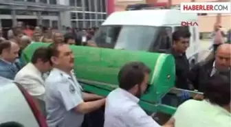 Selçuk Üniversitesi'de Doçent, Odasında Öldürüldü