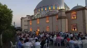Serdivanlılar Sapak Camii Derneğinin İftarında Buluştu