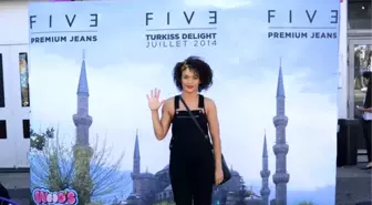 Türk Modası Paris'i 'onurlandırdı'