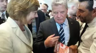 Almanya Cumhurbaşkanı Gauck, Sözünü Tuttu