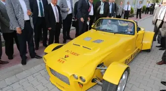 Bakan Işık'tan Borla Çalışan Arabaya Tam Not