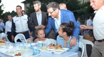 Üzülmez ve Şeker Arslanbey'de Oruç Açtı