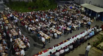 Antalya'da 'Kader Mahkumlarına' İftar Verildi