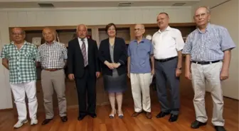 Egitimcilerden Pekdaş'a İşbirliği Teklifi