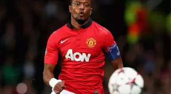 Evra Juve'ye Gidiyor