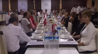 Türk ve Iraklı işadamları iftarda buluştu -