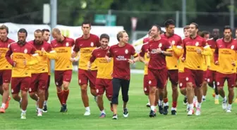 Galatasaray'da 10 Futbolcu Kampa Götürülmeyecek