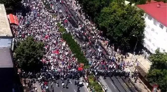 Üsküp'te Binlerce Arnavut Protesto Gösterisi Düzenledi