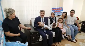 Başkan Tahmazoğlu, 20 Bininci Bebeğe 'Hoş Geldin' Dedi