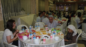Mahalle İftarları Devam Ediyor