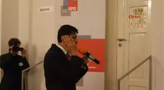 Spd'nin Münih'teki İftarında 'Tabutsuz Defin' Sorunu Konuşuldu