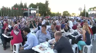 AK Parti'den Çanakkale Şehitler Abidesi'nde iftar -