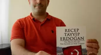 Öğretmenden Erdoğan'a İngilizce Tanıtım Kitabı