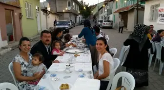 Mahalle iftarları devam ediyor