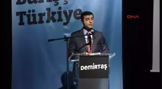 Demirtaş'tan Türk Bayrağı Mesajı