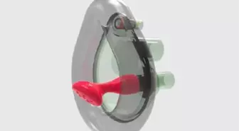 Doçent, Çocuk Ameliyatları İçin Emzikli Maske Üretti