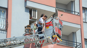 Eski Eşinin Kapısını Bomba ile Açmaya Çalışan Öğretmen Öldü