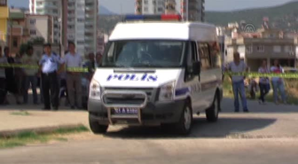 Eşinden boşanan öğretmenin cinneti -
