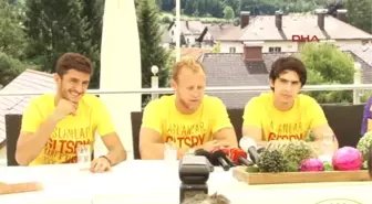 Galatasaraylı Futbolcu Semih Kaya İnşallah Güzel Bir Sezon Geçirir ve Yeni Hocamızla Beraber 4....