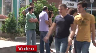 Telefonu İçin Yalvardı