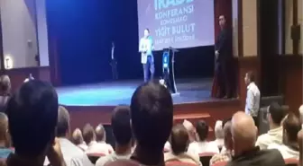 Yiğit Bulut'un Konferasında Protestocu 2 Kişiye Dayak Kamerada