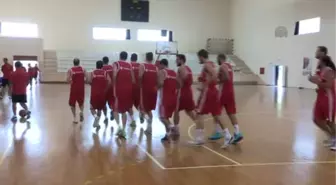 A Milli Erkek Basketbol Takımı'nın Çeşme kampı sona erdi -