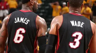 Dwyane Wade Yuvada Kaldı