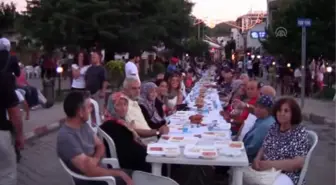 Müslüman ve Hristiyanlar, Gökçeada'daki iftarda bir araya geldi -