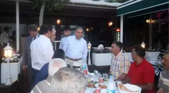 Aosb Yönetimi ve Çalışanları İftarda Buluştu