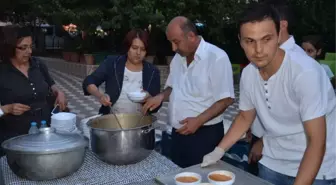 CHP'den Şehit Madenci Ailelerine İftar Yemeği