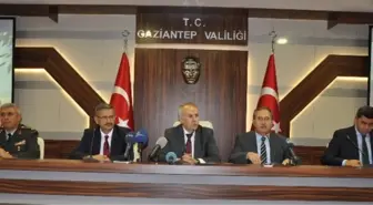 Gaziantep Valiliğinde Suriyeli Mülteciler Konusuna Çözüm Arandı
