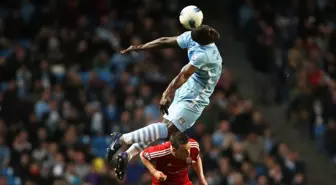 Micah Richards Liverpool'un Takibinde