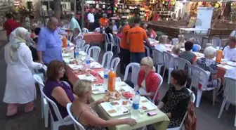 Alanya'da Yerleşik Yabancılara İftar